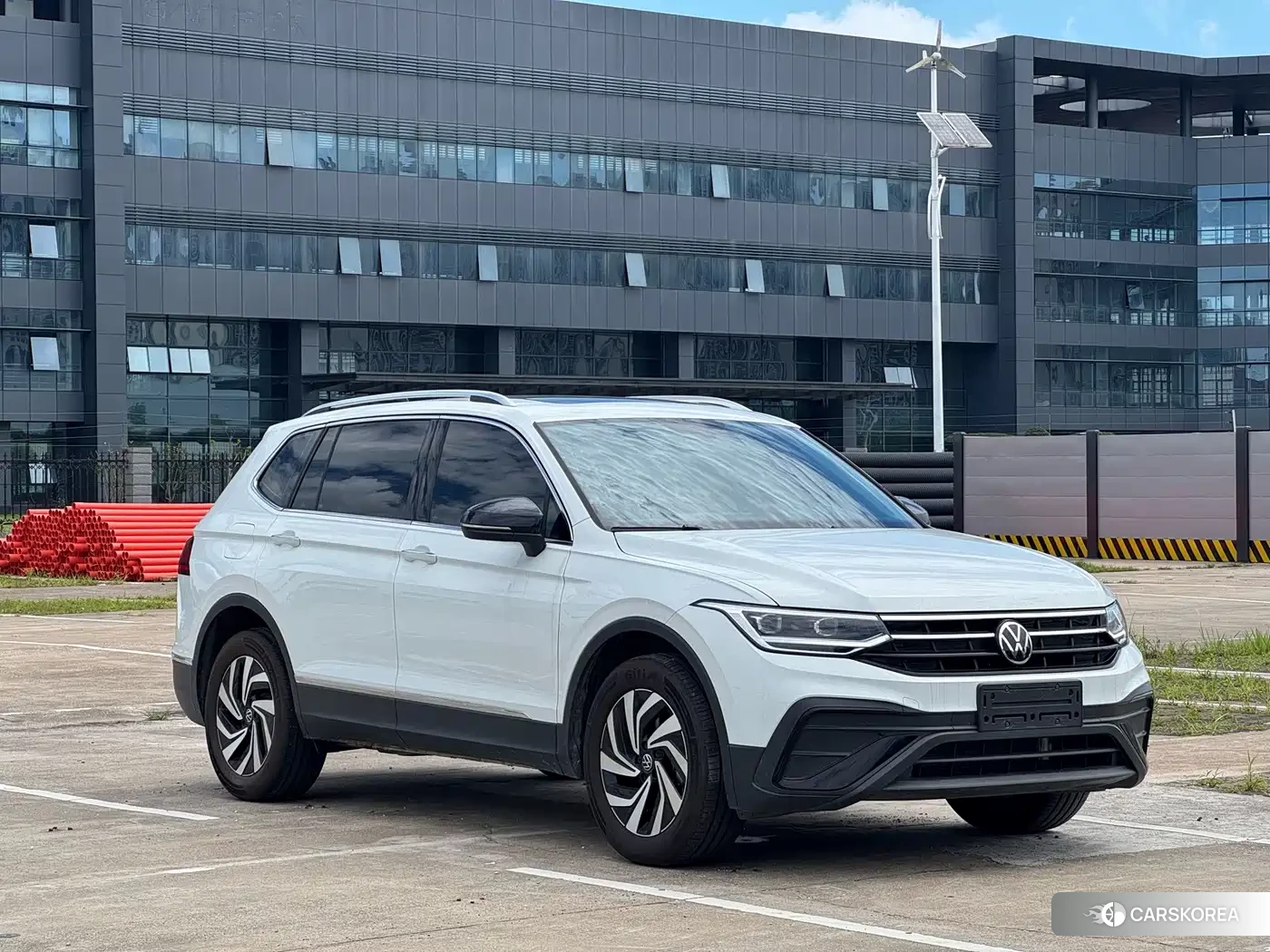 Volkswagen Tiguan L 2026 Белый из Китая, фото 6