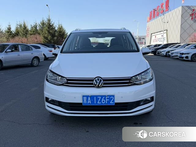 Volkswagen Touran L id 4328928 из Китая 11