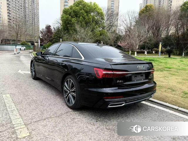 Audi A6L id 4273503 из Китая 21