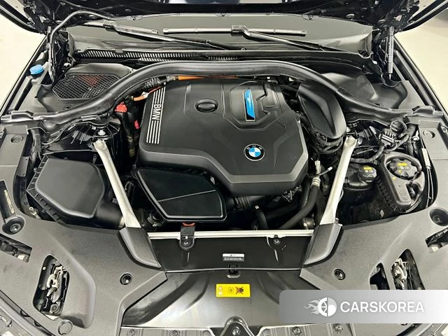 BMW 5 Series (G30) id 3892790 из Кореи 16