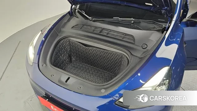 Tesla Model Y id 3670912 из Кореи 16