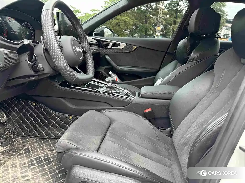 Audi A4L 2024 Белый из Китая, фото 6