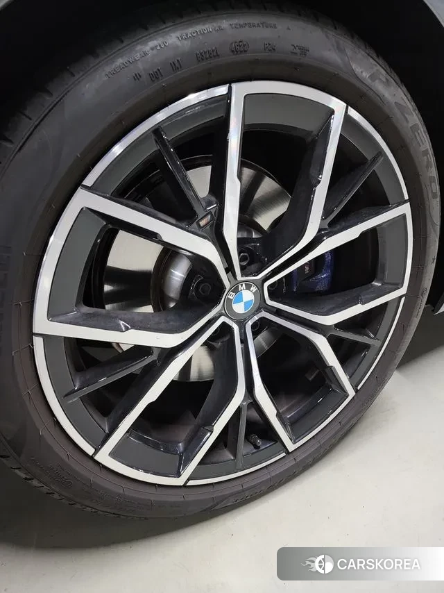 BMW 5 Series (G30) id 3523819 из Кореи 16