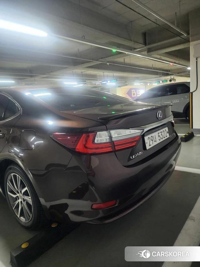 Lexus New ES300h id 4325962 из Кореи 7