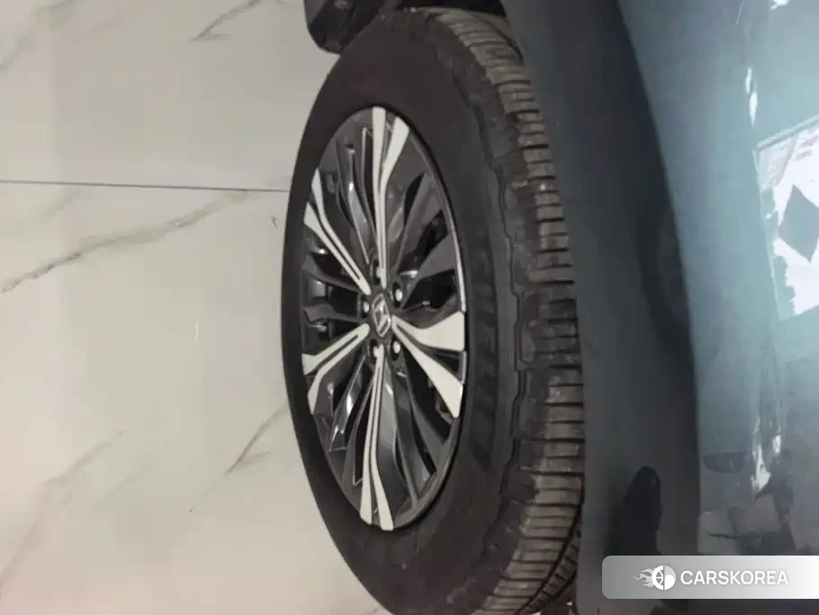 Honda UR-V id 4674452 из Китая 12