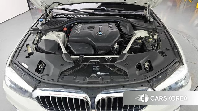 BMW 5 Series (G30) id 4196820 из Кореи 16
