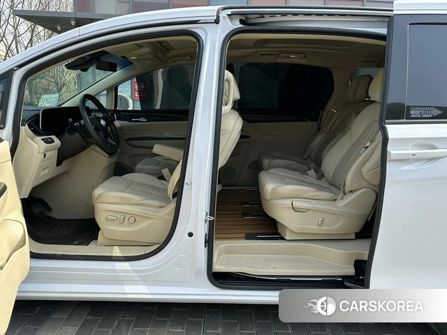 Buick GL8 id 4208604 из Китая 13