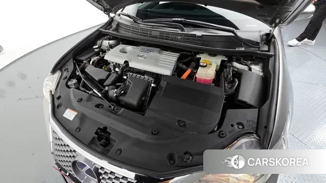 Lexus CT200h id 3375186 из Кореи 16