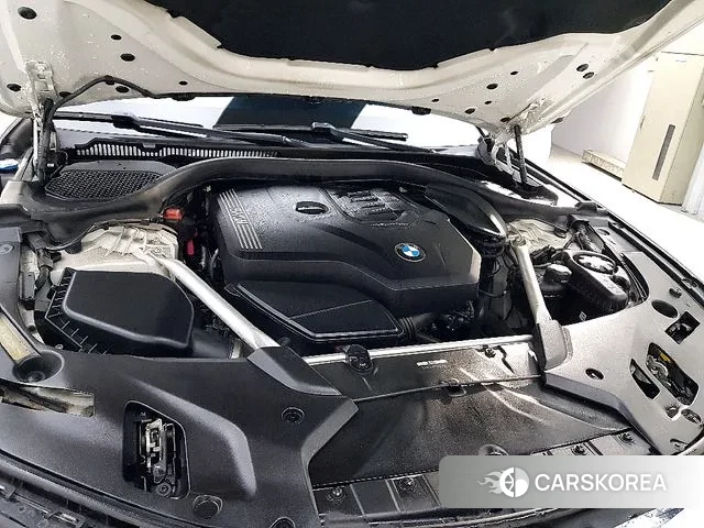 BMW 5 Series (G30) id 3697563 из Кореи 16