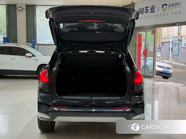 BMW X1 id 4392049 из Китая 19
