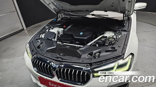 BMW 5 Series (G30) id 2843354 из Кореи 16