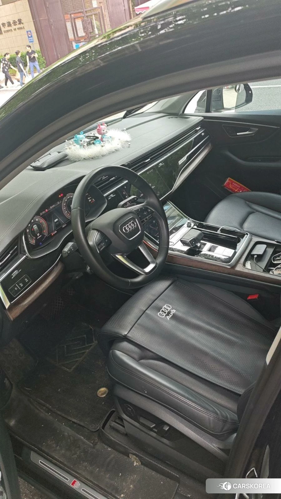 Audi Q7 2022 Черный из Китая, фото 6