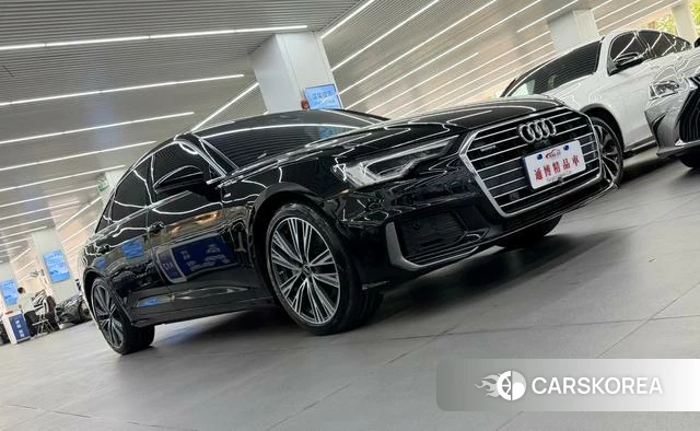 Audi A6L 2022 Черный из Китая, фото 6