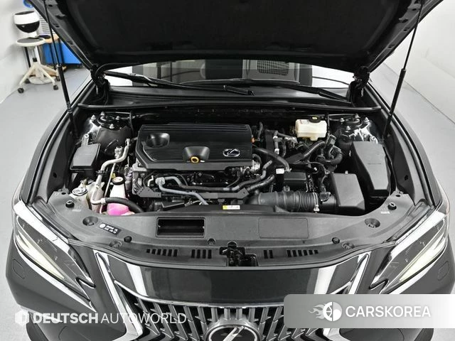Lexus ES300h 7th generation id 4585157 из Кореи 16