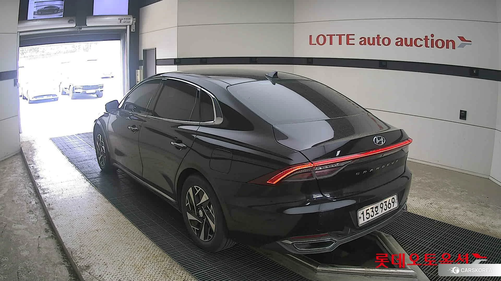Hyundai Grandeur Hybrid id 4289505 из Кореи 34