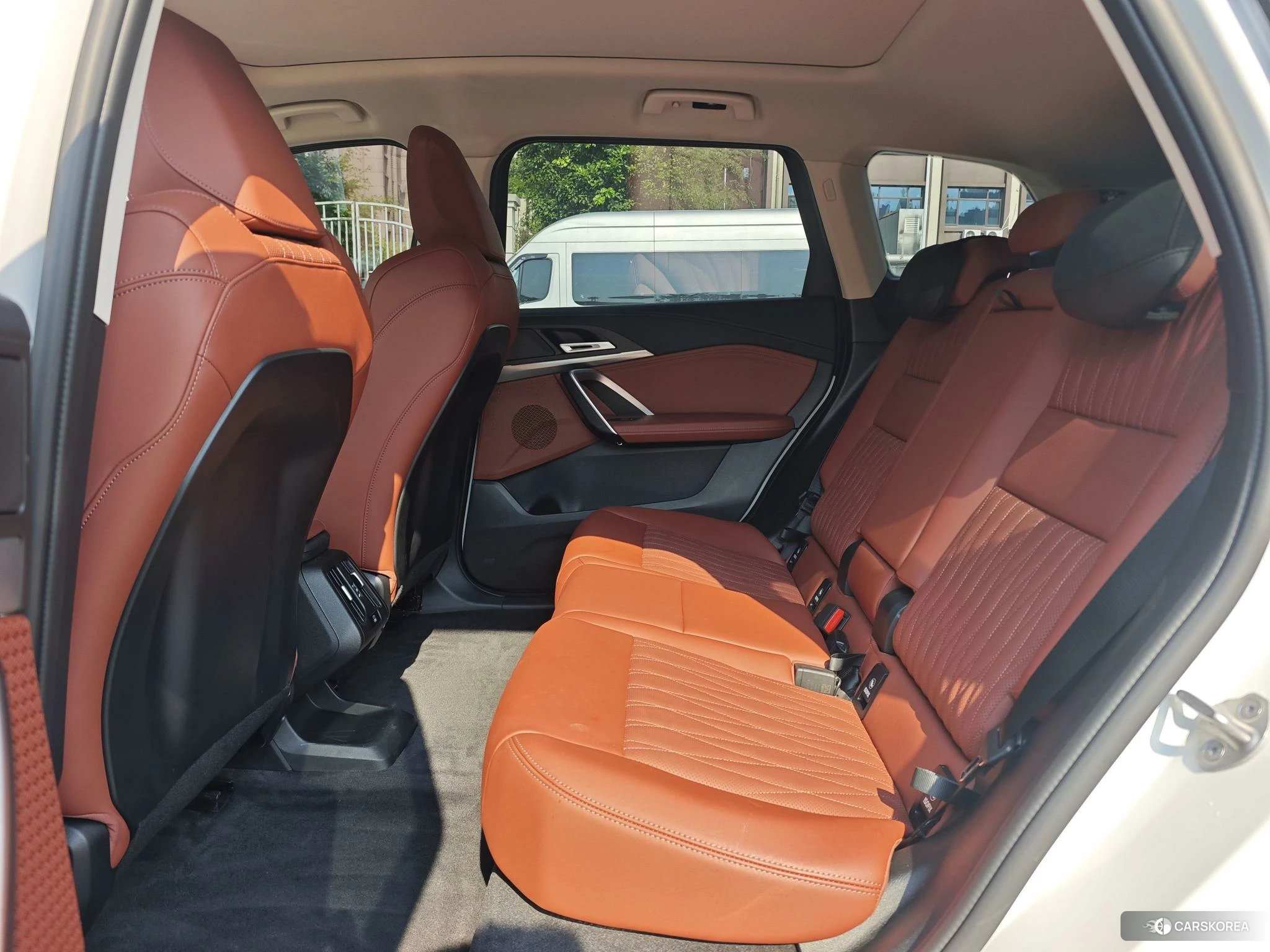 BMW iX1 id 4514719 из Китая 7