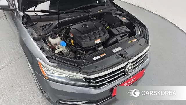 Volkswagen The New Passat id 3713957 из Кореи 16