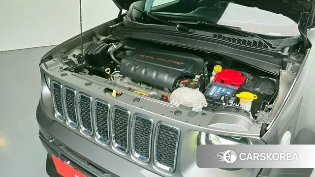 Jeep Renegade id 3736062 из Кореи 16