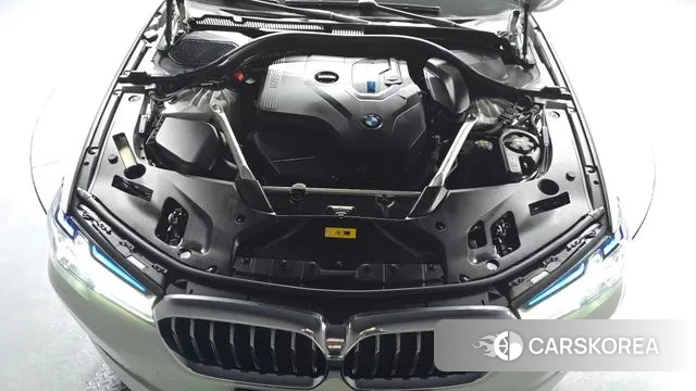 BMW 5 Series (G30) id 3453759 из Кореи 16