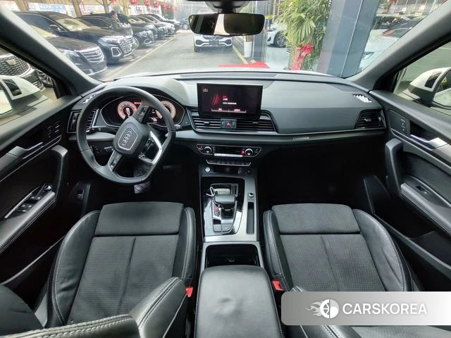 Audi Q5L Sportback 2021 Белый из Китая, фото 6