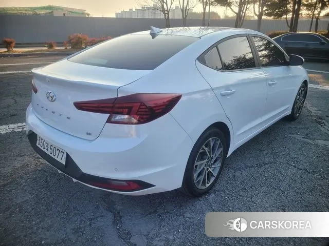 Hyundai The New Avante AD id 3413132 из Кореи 16