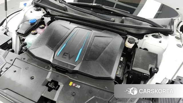 Hyundai Ionic 5 id 2979980 из Кореи 16