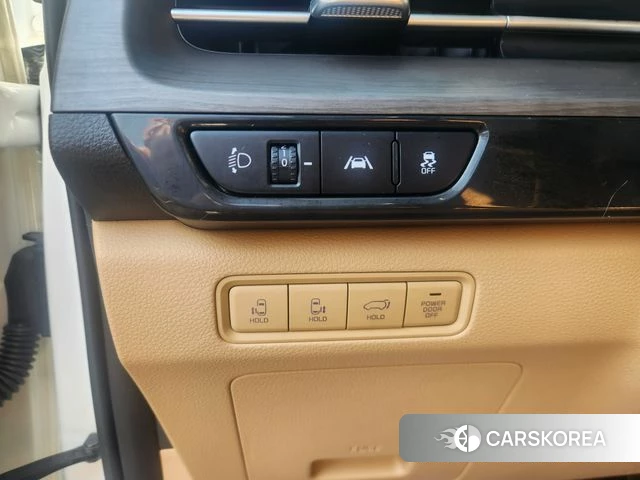 Kia Carnival 4th generation id 4592686 из Кореи 16