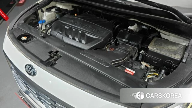 Kia The New Carnival id 3880138 из Кореи 16