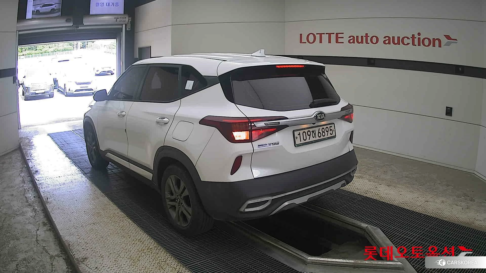 Kia Seltos id 4504350 из Кореи 32