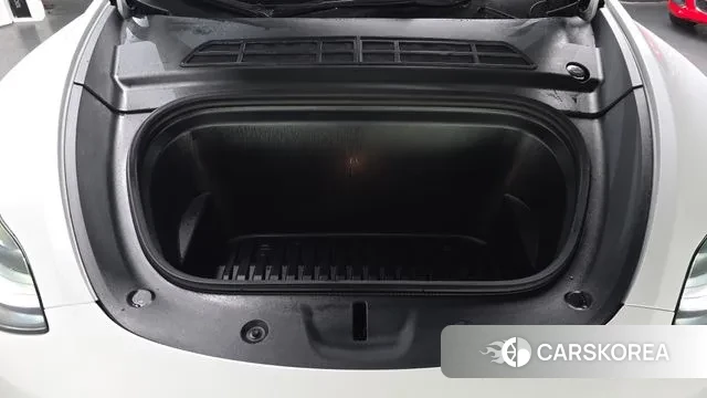 Tesla Model Y id 3776108 из Кореи 16