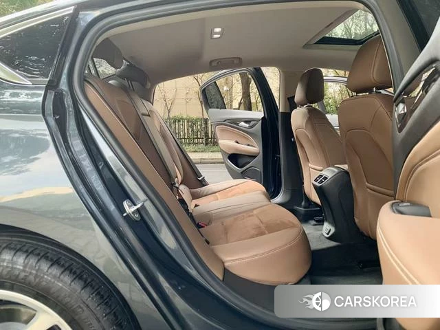 Buick Regal id 4213786 из Китая 12