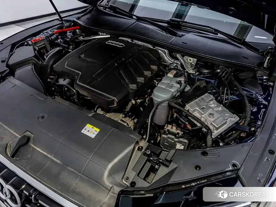 Audi A7L id 4649227 из Китая 31