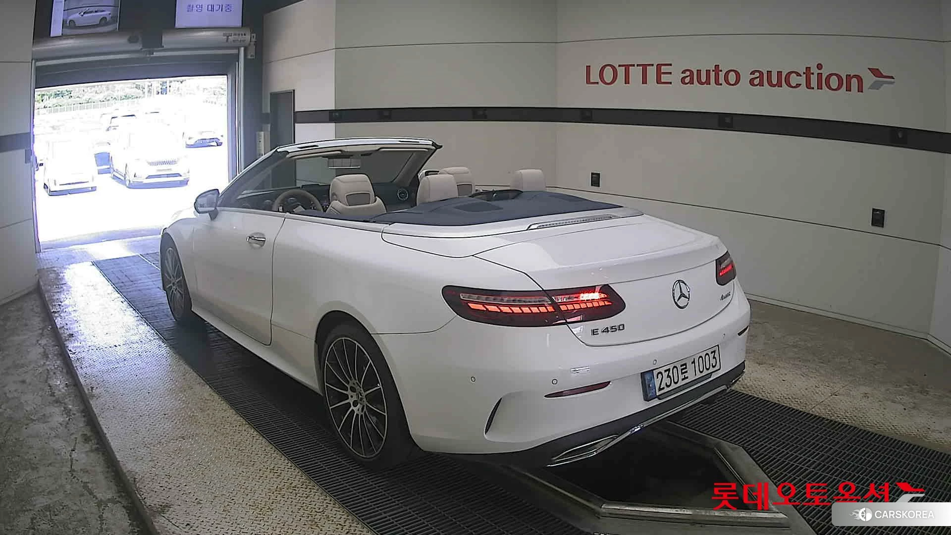 Mercedes-Benz Mercedes-Benz E450 4MATIC Cabriolet id 4504429 из Кореи 33