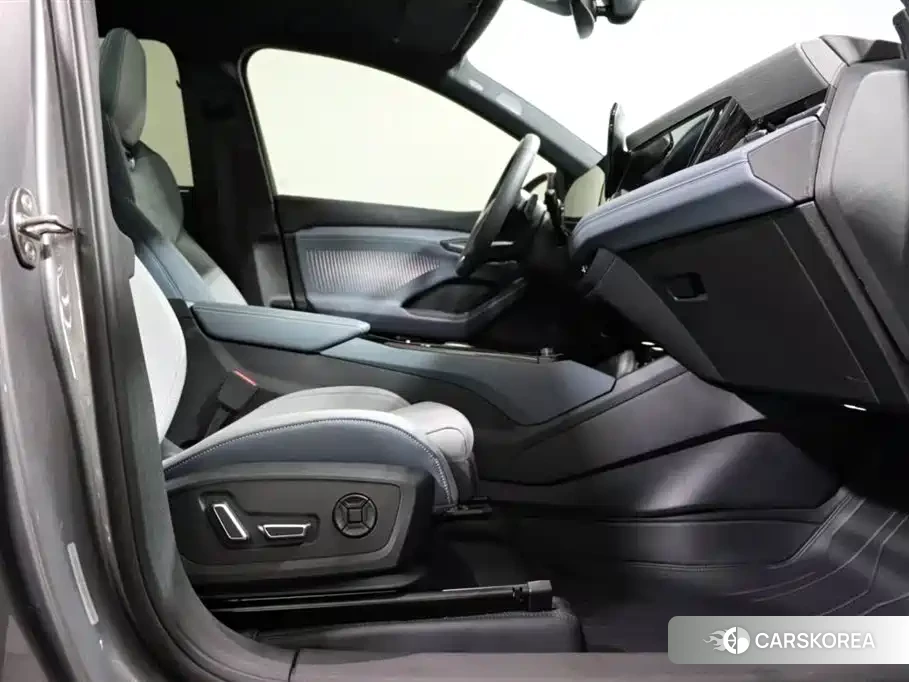 Audi Q6L e-tron id 4583690 из Китая 13