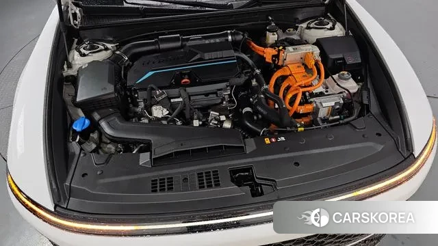 Hyundai Grandeur Hybrid (GN7) id 3007180 из Кореи 16