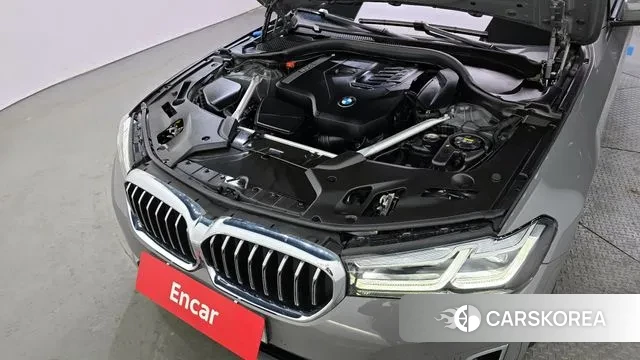 BMW 5 Series (G30) id 3639611 из Кореи 16