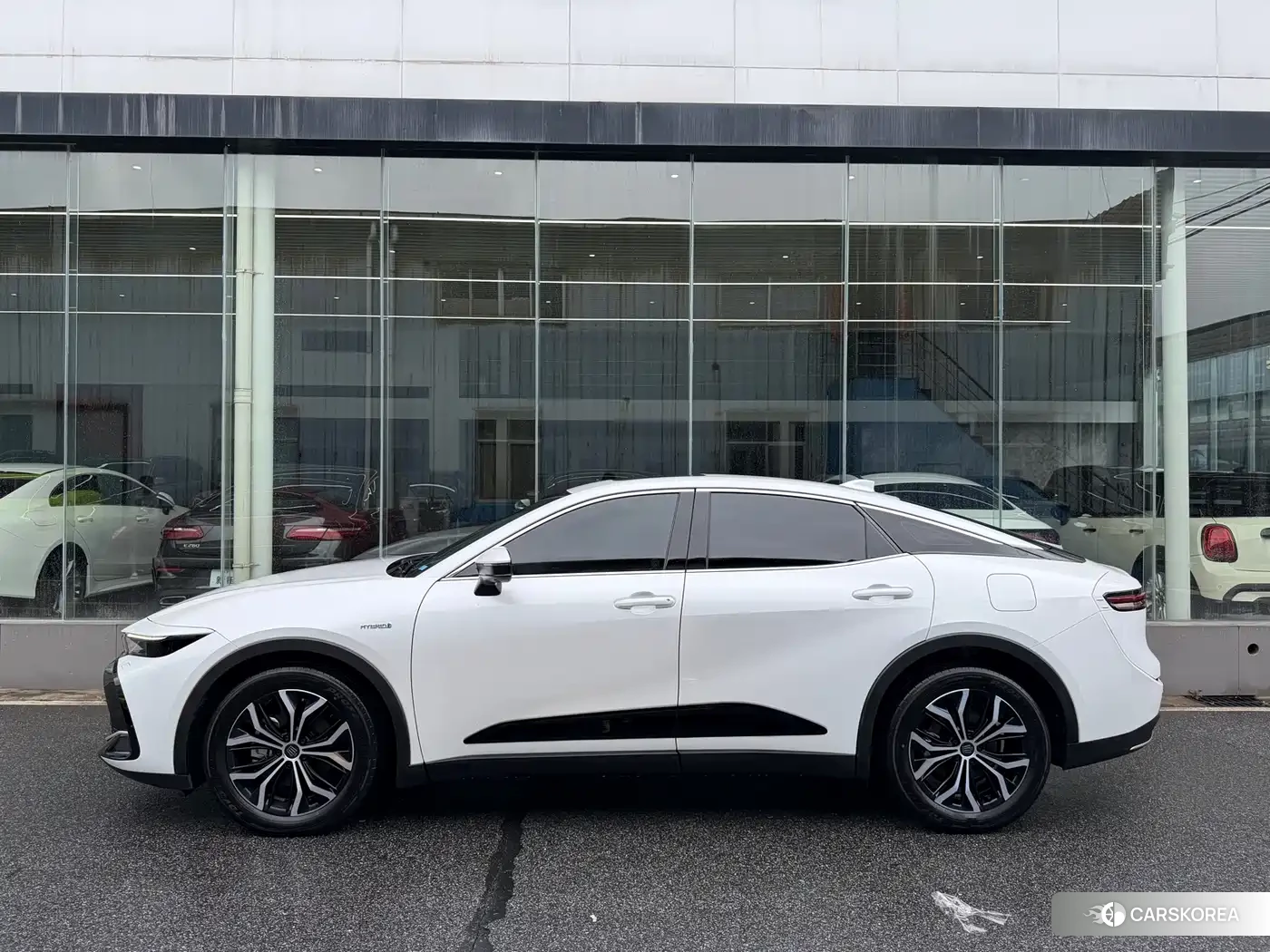 Toyota Crown SportCross id 4599827 из Китая 14