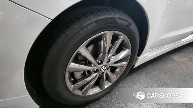 Kia The New Carnival id 4943818 из Кореи 13
