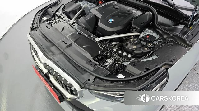 BMW 5 Series (G60) id 4432434 из Кореи 32
