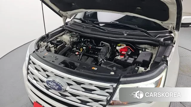 Ford Explorer id 3736940 из Кореи 16