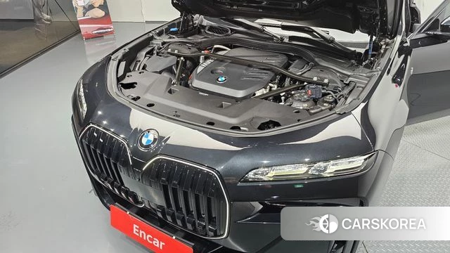 BMW 7 Series (G70) id 4480673 из Кореи 16