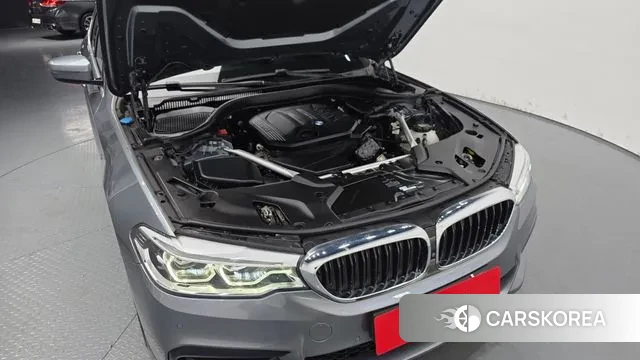 BMW 5 Series (G30) id 3514765 из Кореи 16