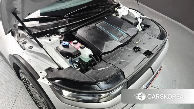Hyundai Ionic 5 id 3831646 из Кореи 16