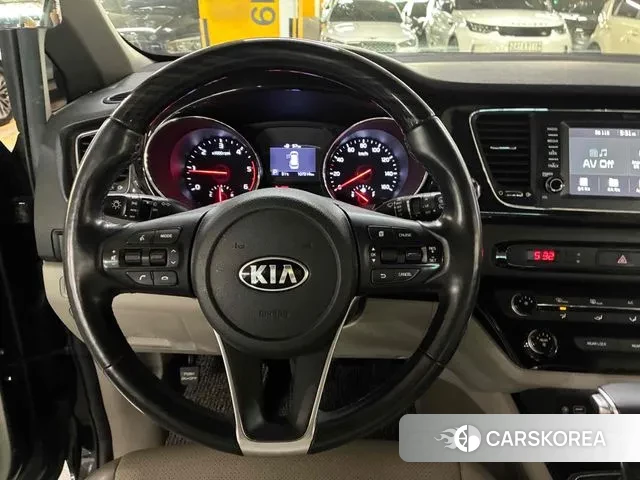Kia The New Carnival id 3144654 из Кореи 14