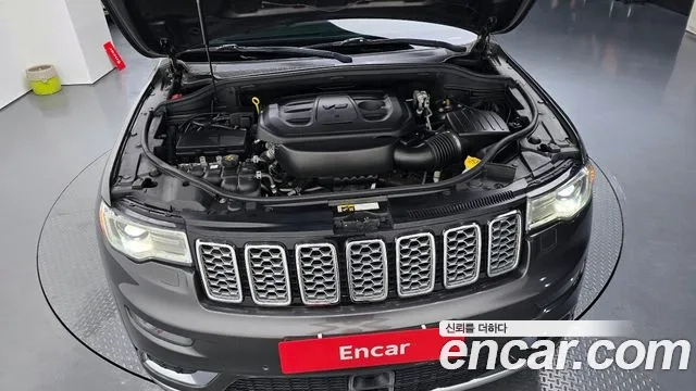 Jeep Grand Cherokee id 2876240 из Кореи 16