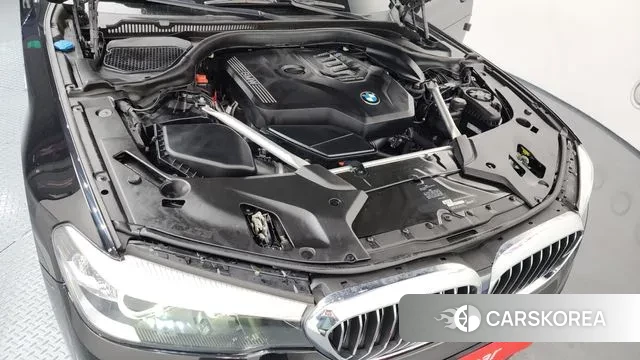 BMW 5 Series (G30) id 3494050 из Кореи 16