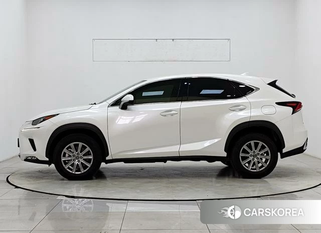 Lexus NX id 4213207 из Китая 16