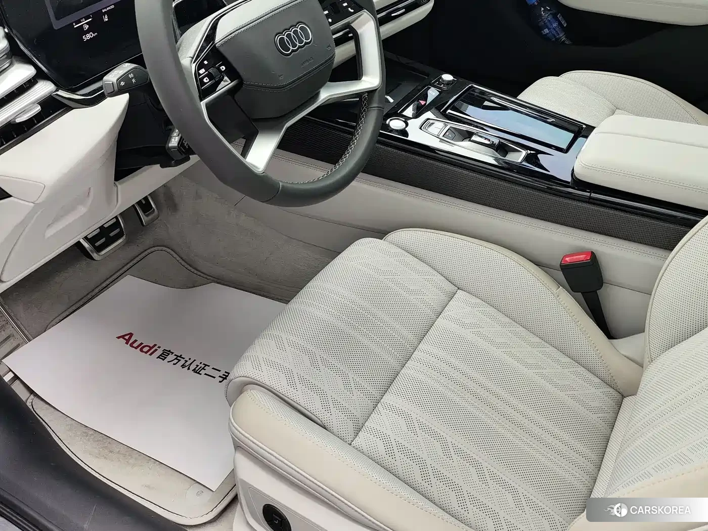 Audi A6L id 4578203 из Китая 20