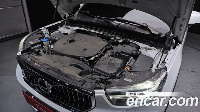 Volvo XC40 id 2906656 из Кореи 16