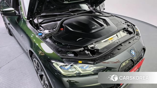 BMW i4 id 3851399 из Кореи 16